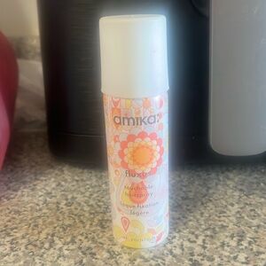 Amika Fluxus travel touchable hair spray